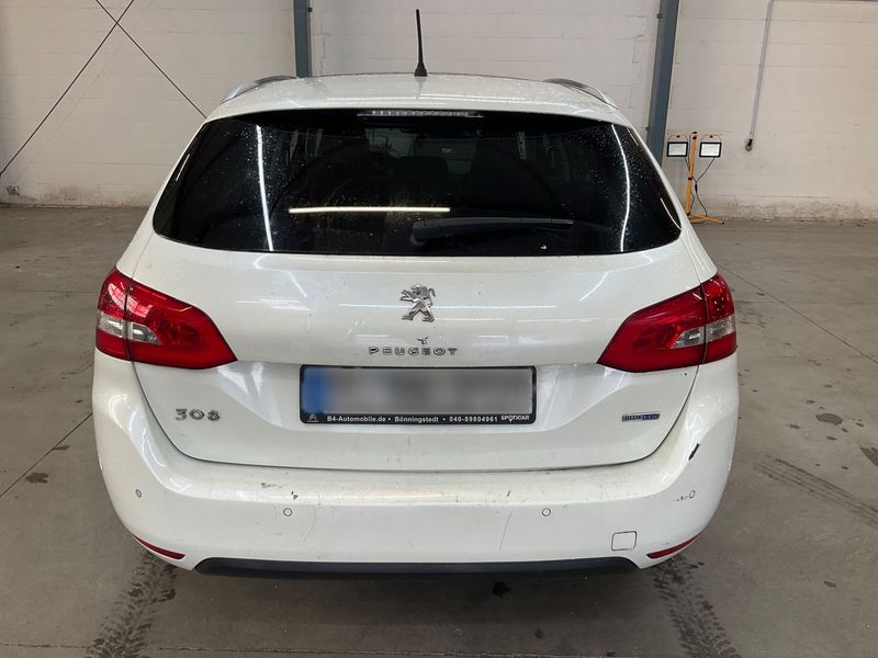 Peugeot 308 1.6 Blue-HDi Allure 2018 – снимка 7