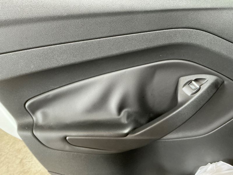 Ford Kuga 2.0 TDCi Business Nav 2017 – снимка 26