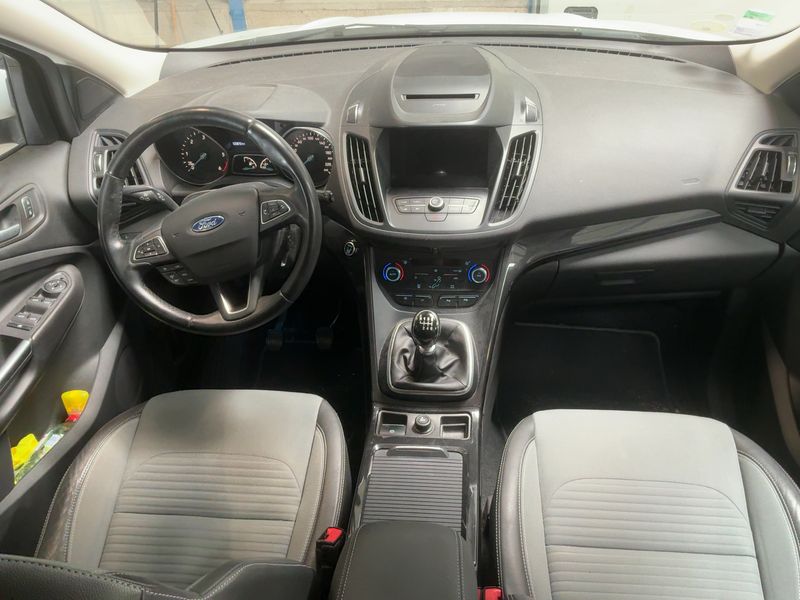 Ford Kuga 2.0 TDCi Business Nav 2017 – снимка 17