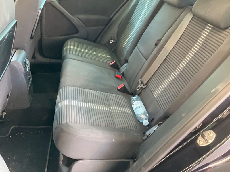 Volkswagen Tiguan 2.0 TDI Sport & Style 4Motion 2010 – снимка 29