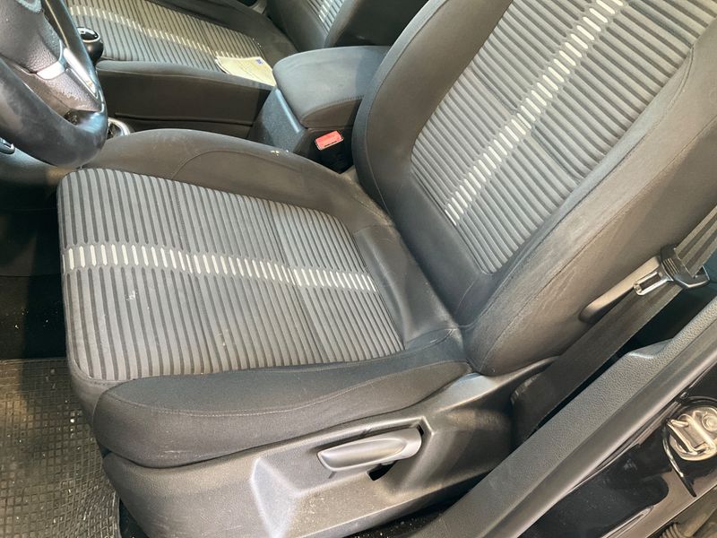 Volkswagen Tiguan 2.0 TDI Sport & Style 4Motion 2010 – снимка 26