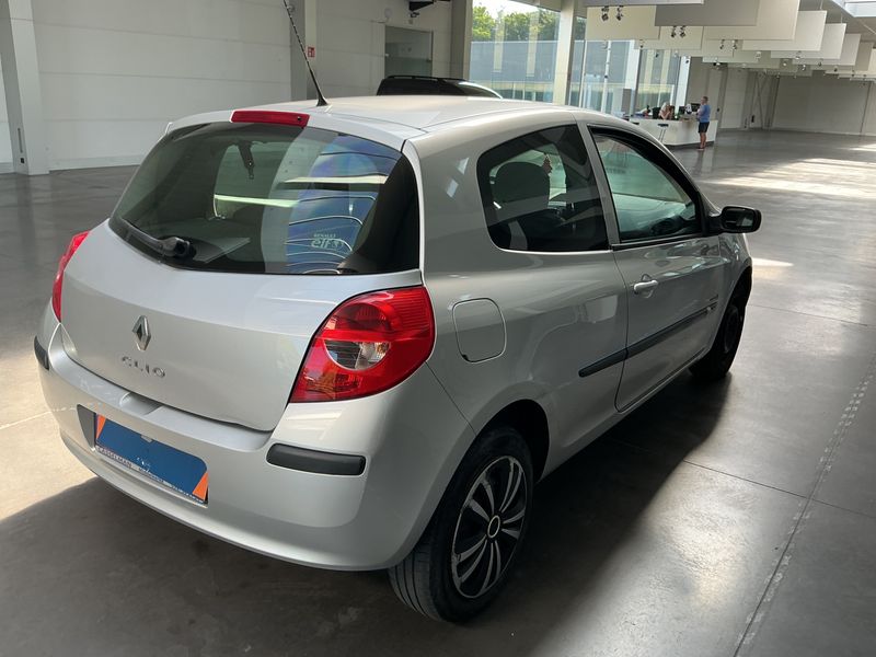 Renault Clio 1.2 Extreme 2007 – снимка 2