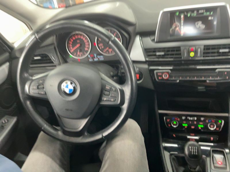 BMW 2er 216d Gran Tourer Advantage 2016 – снимка 17