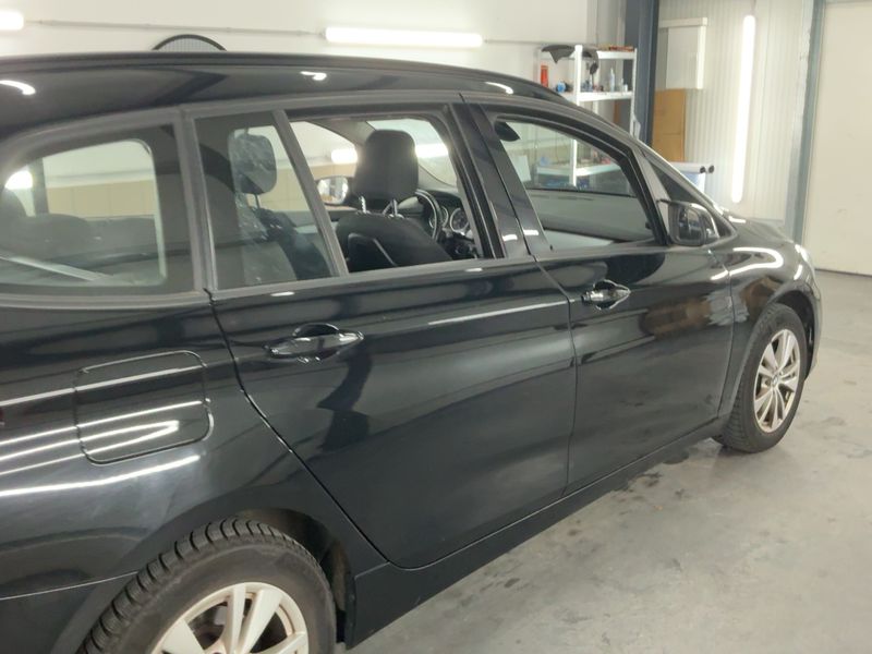 BMW 2er 216d Gran Tourer Advantage 2016 – снимка на щета 10