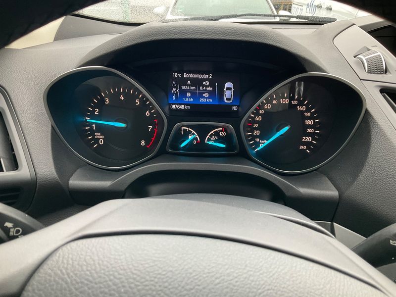 Ford Kuga 1.5 EcoBoost Trend 2018 – снимка 19