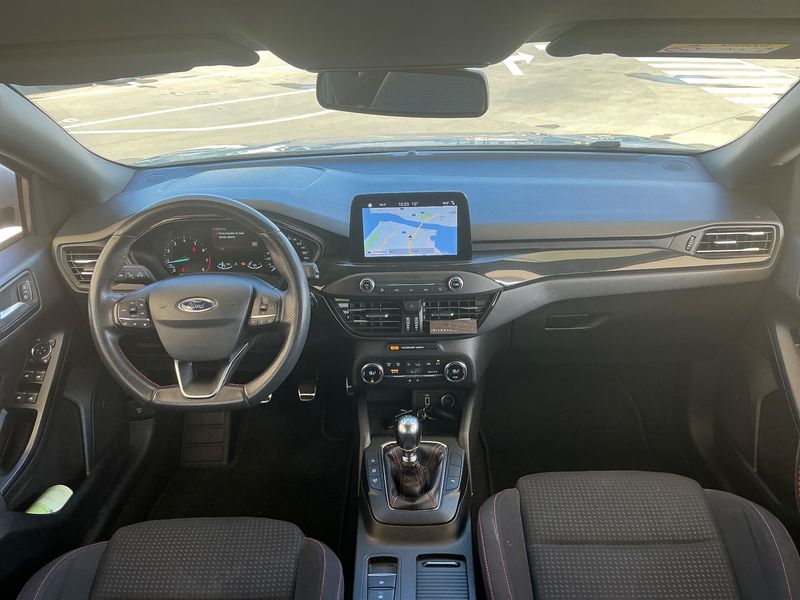Ford Focus 1.0 EcoBoost ST-Line 2019 – снимка 17