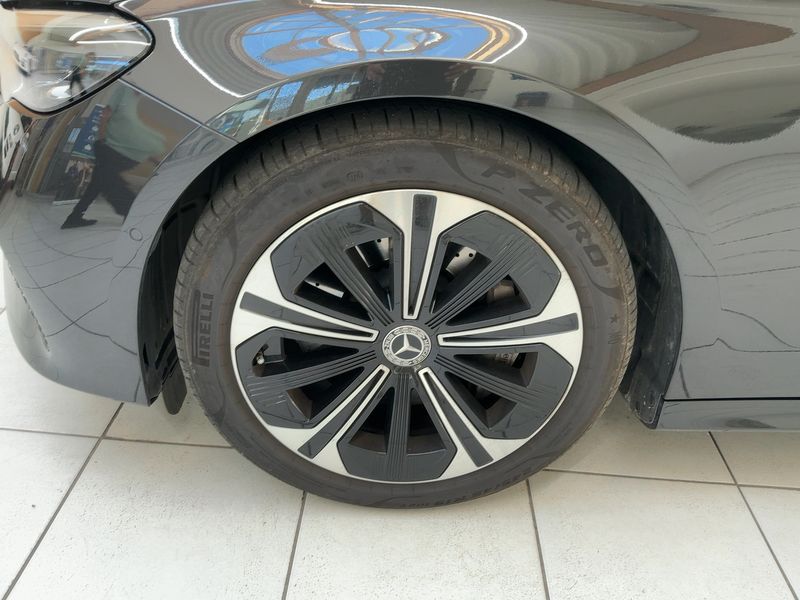 Mercedes-Benz E-Klasse E 300 de T 4Matic Avantgarde Advanced 2024 – снимка 3
