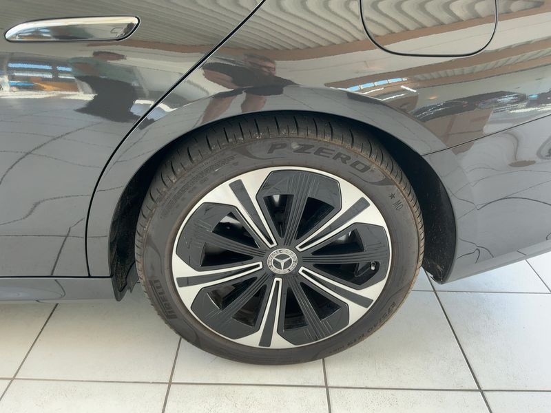 Mercedes-Benz E-Klasse E 300 de T 4Matic Avantgarde Advanced 2024 – снимка 5