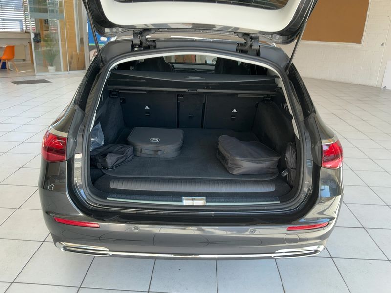 Mercedes-Benz E-Klasse E 300 de T 4Matic Avantgarde Advanced 2024 – снимка 15