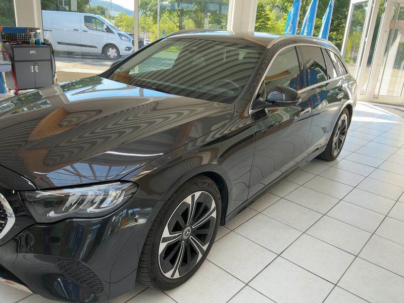 Mercedes-Benz E-Klasse E 300 de T 4Matic Avantgarde Advanced 2024 – снимка 2
