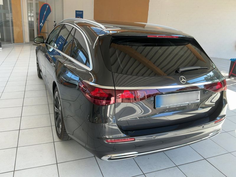 Mercedes-Benz E-Klasse E 300 de T 4Matic Avantgarde Advanced 2024 – снимка 6