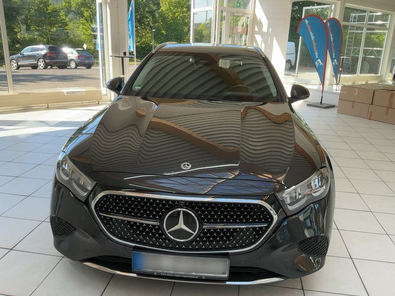 Mercedes-Benz E-Klasse E 300 de T 4Matic Avantgarde Advanced 2024 – снимка 14