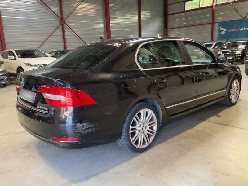 Skoda Superb 2.0 TDI Ambition 2015 – снимка 8