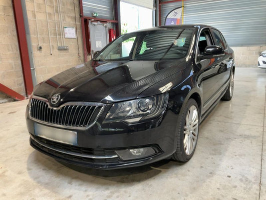 Skoda Superb 2.0 TDI Ambition 2015 – снимка 1