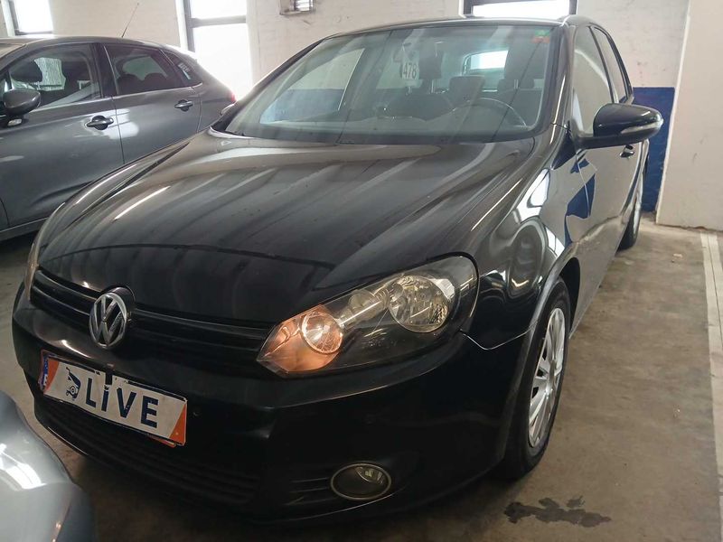 Volkswagen Golf VI 1.6 TDI Trendline BlueMotion 2010 – снимка 7
