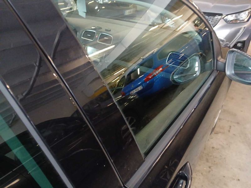 Volkswagen Golf VI 1.6 TDI Trendline BlueMotion 2010 – снимка 43