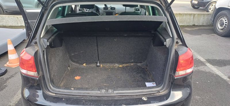 Volkswagen Golf VI 1.6 TDI Trendline BlueMotion 2010 – снимка 23