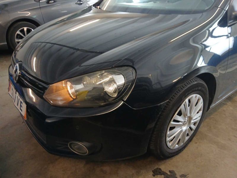 Volkswagen Golf VI 1.6 TDI Trendline BlueMotion 2010 – снимка 2