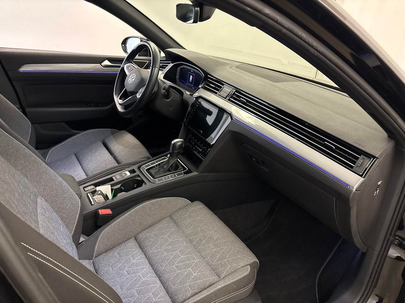 Volkswagen Passat 2.0 TDI Business 2023 – снимка 6