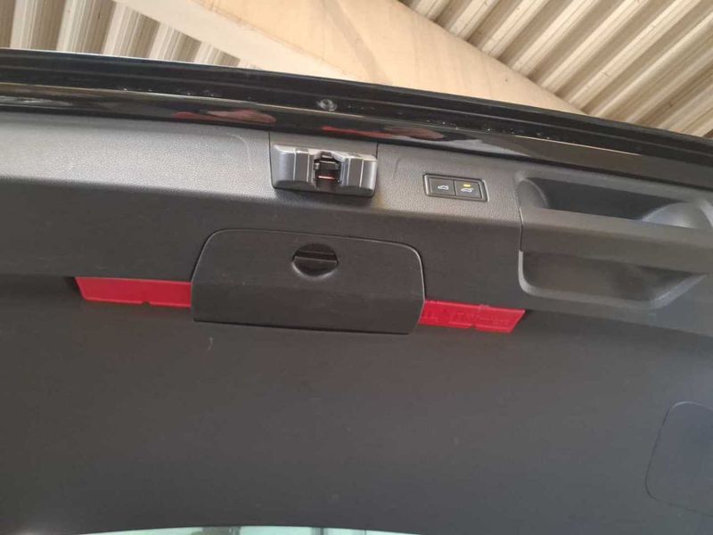 Volkswagen Passat 2.0 TDI Business 2023 – снимка 27