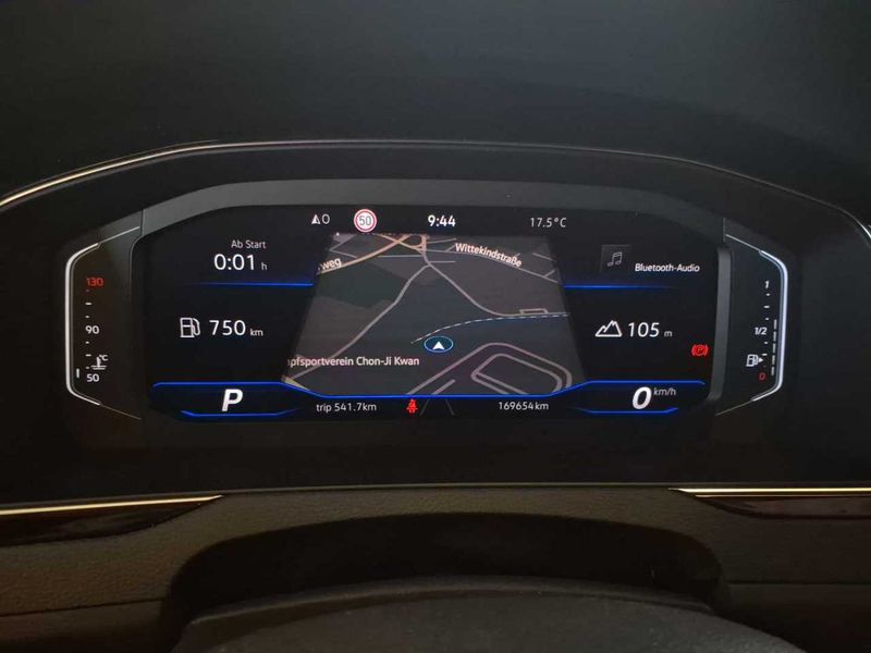 Volkswagen Passat 2.0 TDI Business 2023 – снимка 8