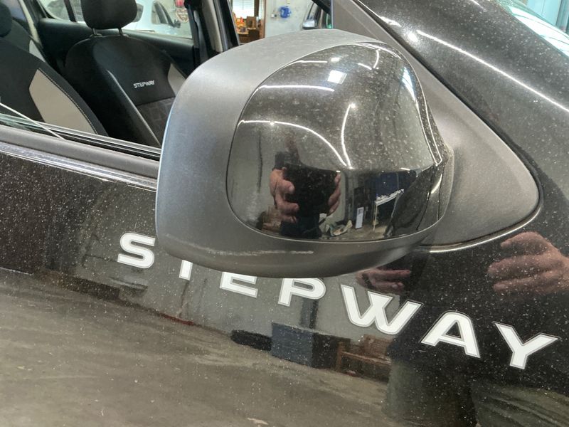 Dacia Sandero 0.9 TCe Stepway Prestige 2015 – снимка 21