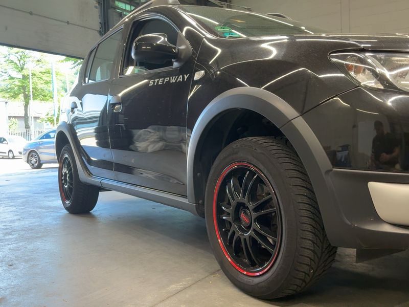 Dacia Sandero 0.9 TCe Stepway Prestige 2015 – снимка 12