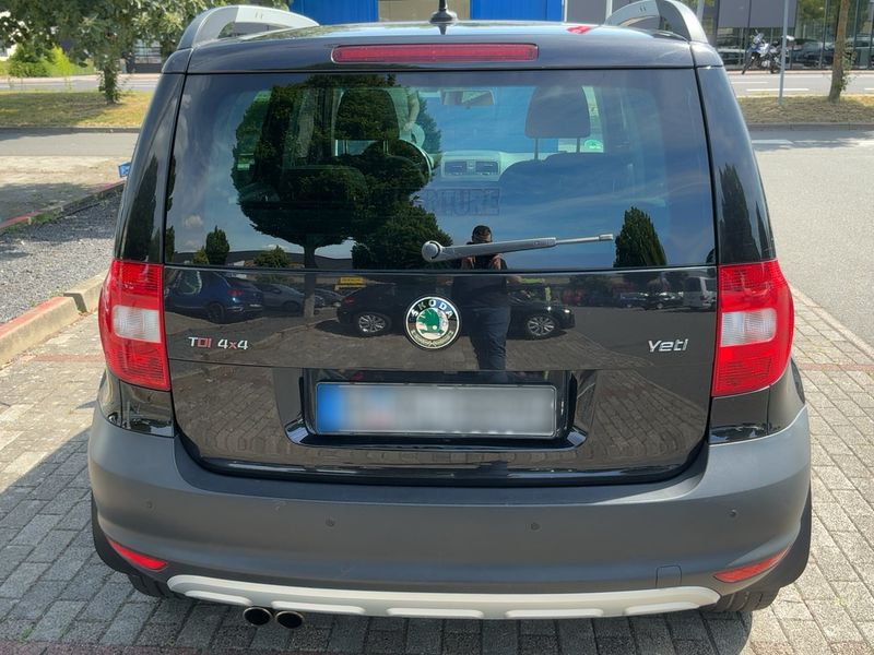 Skoda Yeti 2.0 TDI Ambition 4x4 2013 – снимка 7