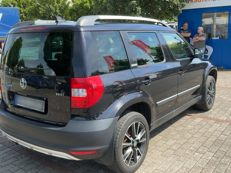 Skoda Yeti 2.0 TDI Ambition 4x4 2013 – снимка 8