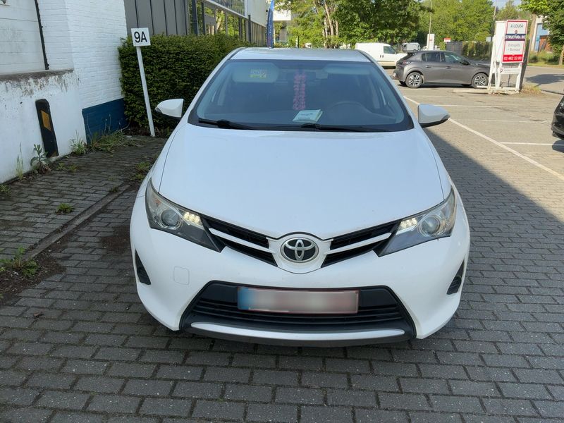 Toyota Auris 1.4 Turbodiesel Basis 2014 – снимка 14