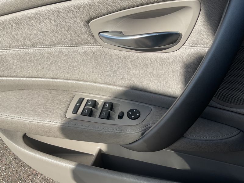 BMW 1er 116d 2011 – снимка 31