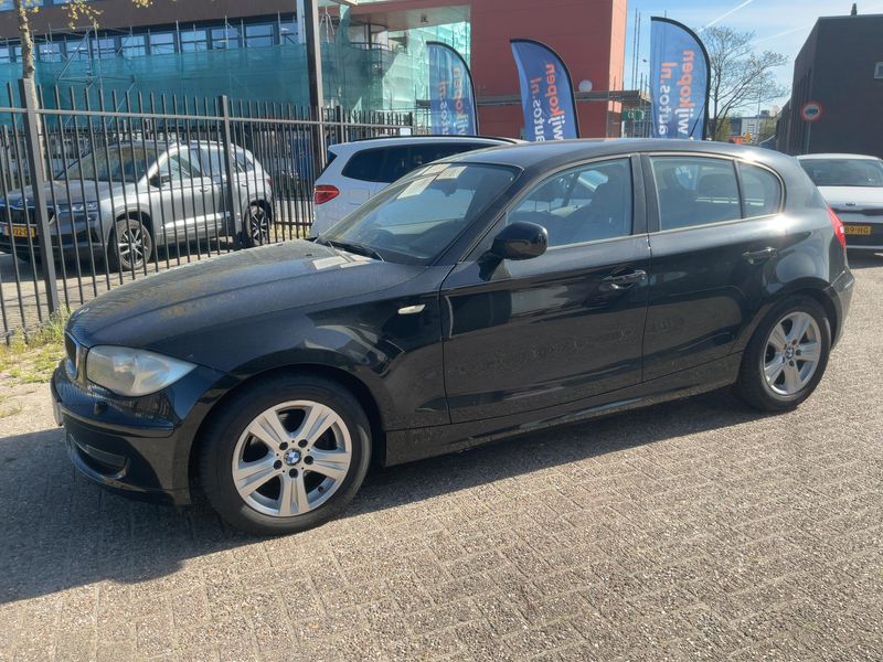 BMW 1er 116d 2011 – снимка на щета 4