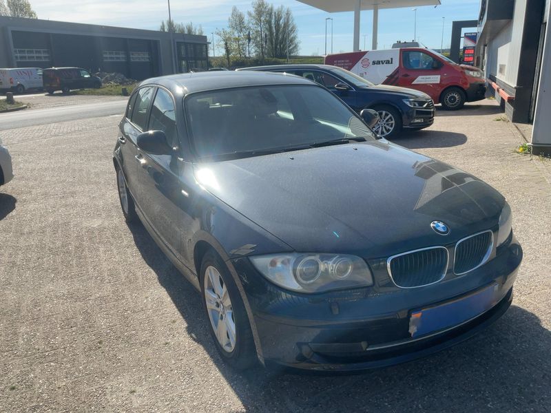BMW 1er 116d 2011 – снимка 12