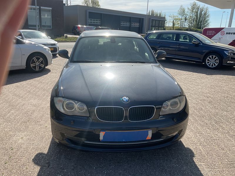 BMW 1er 116d 2011 – снимка на щета 38