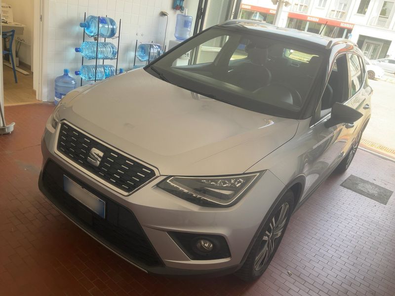 Seat Arona 1.6 TDI Xcellence 2019 – снимка 2