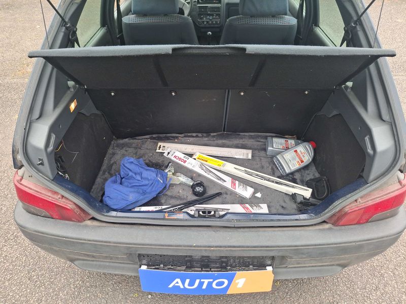 Peugeot 106 1.0 XR 1993 – снимка 9