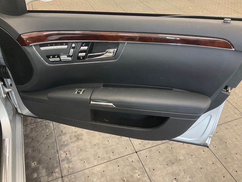 Mercedes-Benz S-Klasse S 500 2006 – снимка 44