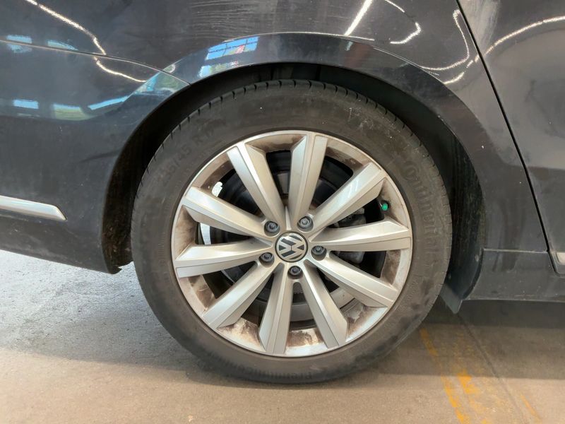 Volkswagen Passat 2.0 TDI Comfortline BlueMotion Tech 2013 – снимка 9
