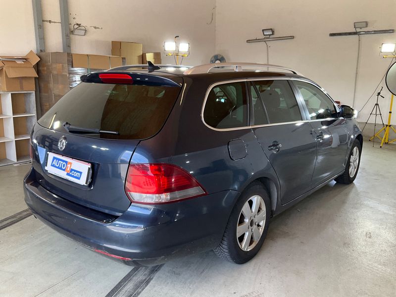 Volkswagen Golf VI 1.6 TDI Highline 2010 – снимка 2