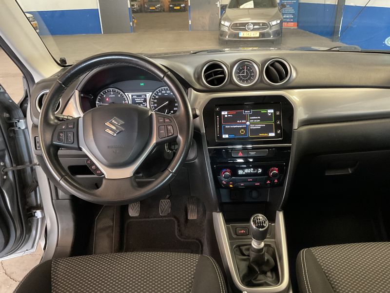 Suzuki Vitara 1.6 DDiS Comfort 4x2 2016 – снимка 17