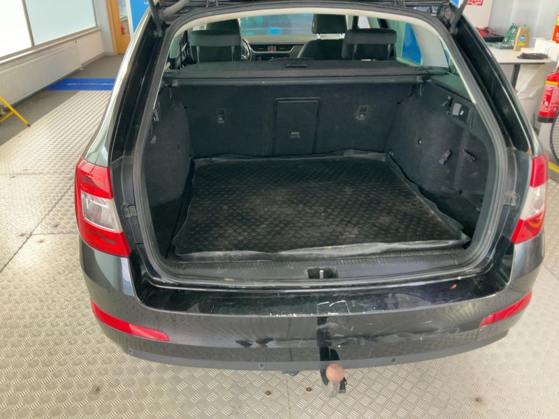 Skoda Octavia 1.6 TDI Ambition 4x4 2017 – снимка 16