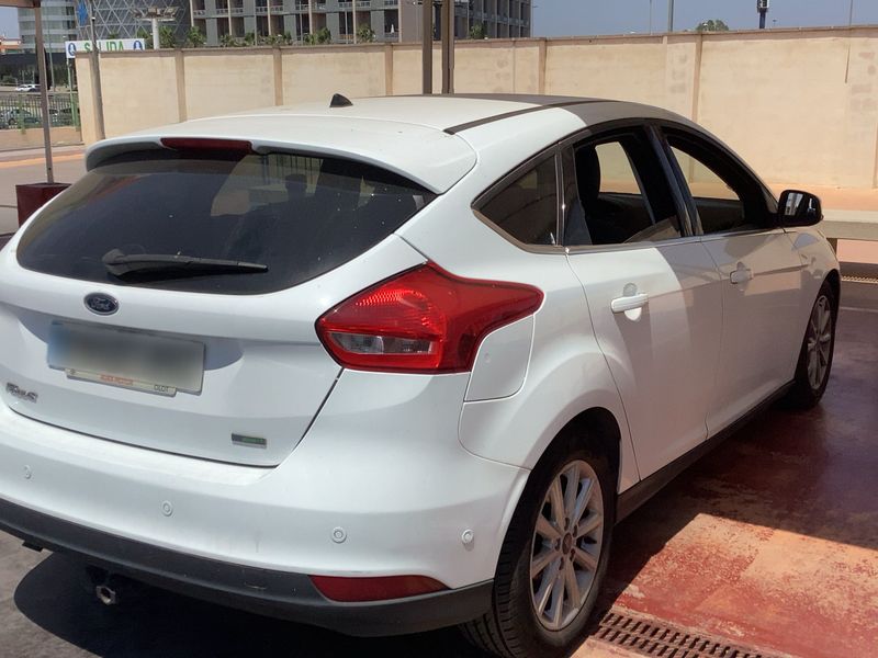 Ford Focus 1.0 EcoBoost Titanium 2015 – снимка 8