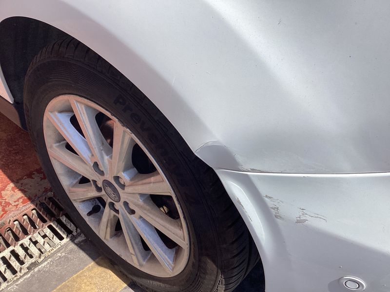 Ford Focus 1.0 EcoBoost Titanium 2015 – снимка 22