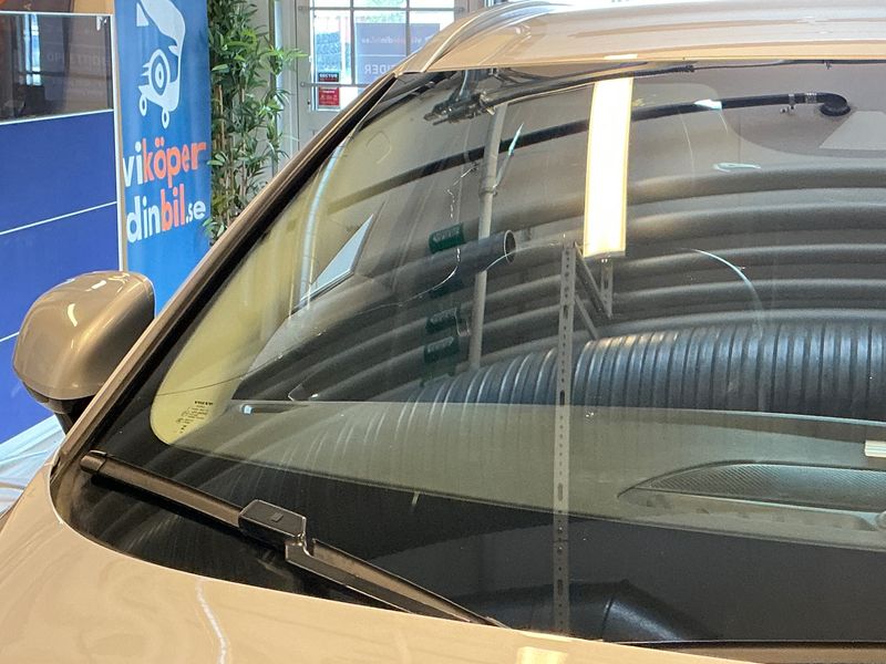 Volvo V60 2.0 D4 Momentum Pro 2020 – снимка 33