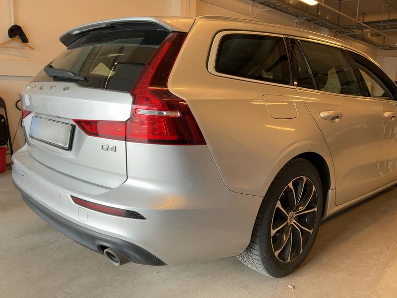 Volvo V60 2.0 D4 Momentum Pro 2020 – снимка 8