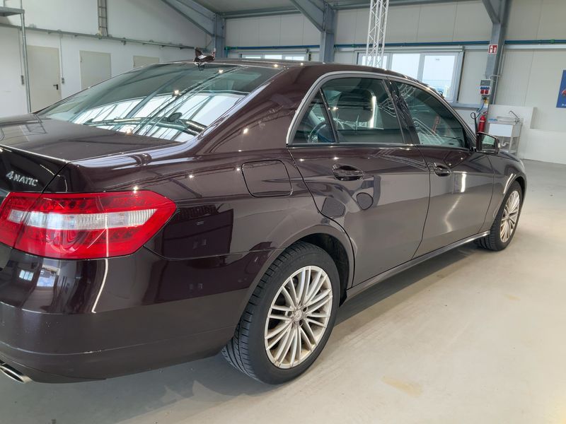 Mercedes-Benz E-Klasse E 350 4Matic 2011 – снимка 8