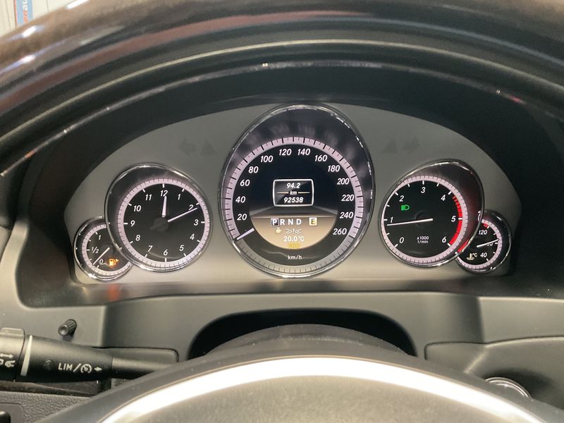 Mercedes-Benz E-Klasse E 250 CDI BlueEfficiency Avantgarde 2012 – снимка 18