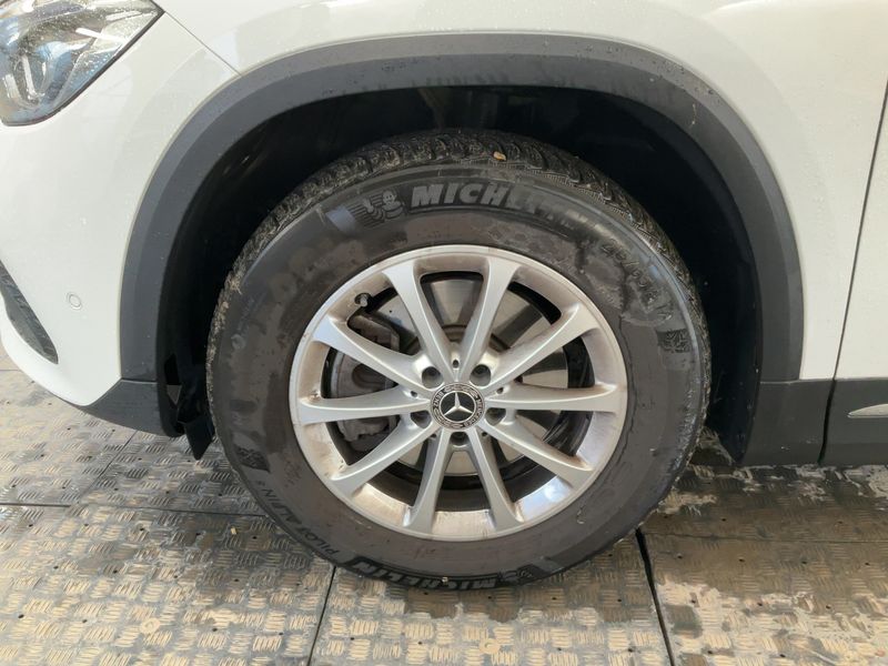 Mercedes-Benz GLA-Klasse GLA 250 4Matic Progressive 2023 – снимка 3