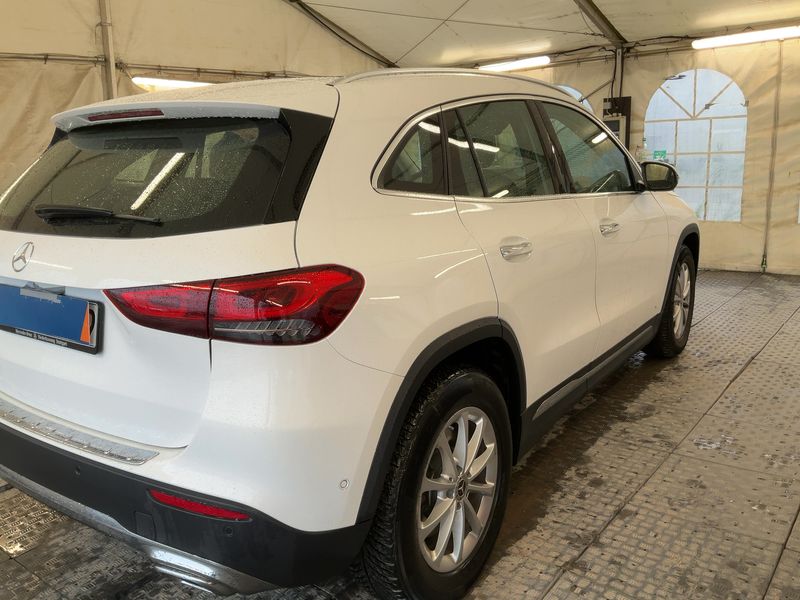 Mercedes-Benz GLA-Klasse GLA 250 4Matic Progressive 2023 – снимка 8