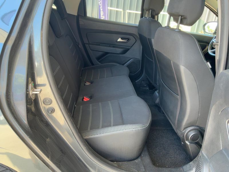 Dacia Duster 1.5 dCi Prestige 2018 – снимка 19